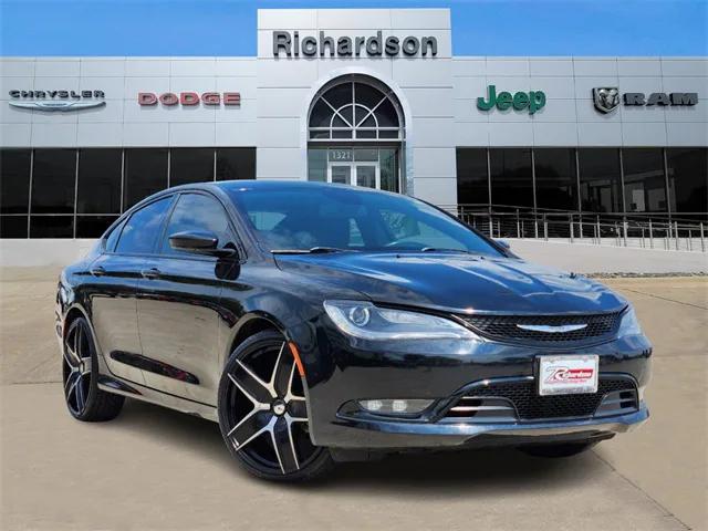 2016 Chrysler 200 S