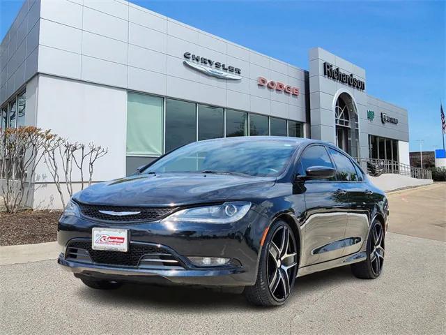 2016 Chrysler 200 S