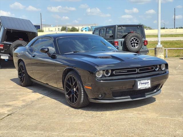 2015 Dodge Challenger R/T Plus