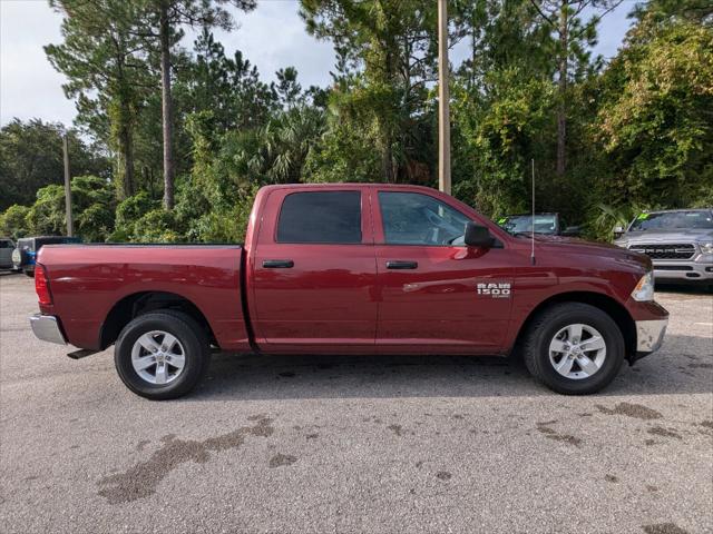 2022 RAM 1500 Classic SLT Crew Cab 4x2 57 Box