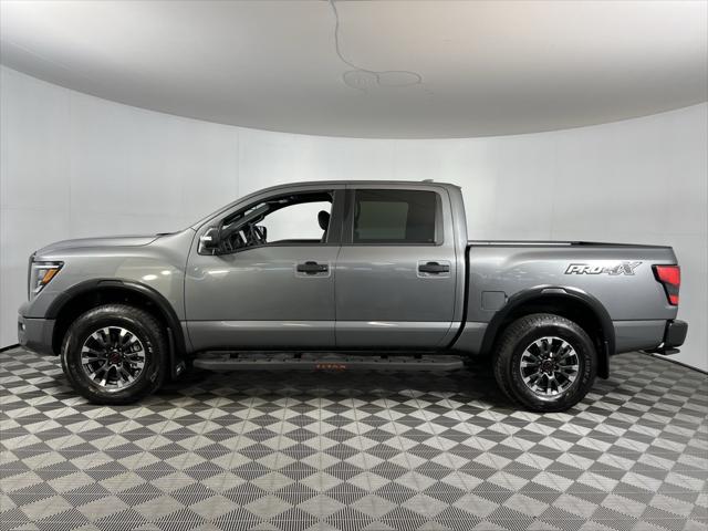 2024 Nissan TITAN Crew Cab PRO-4X 4x4