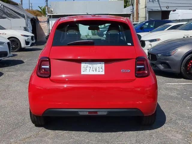 2024 Fiat 500e INSPI(RED) FWD
