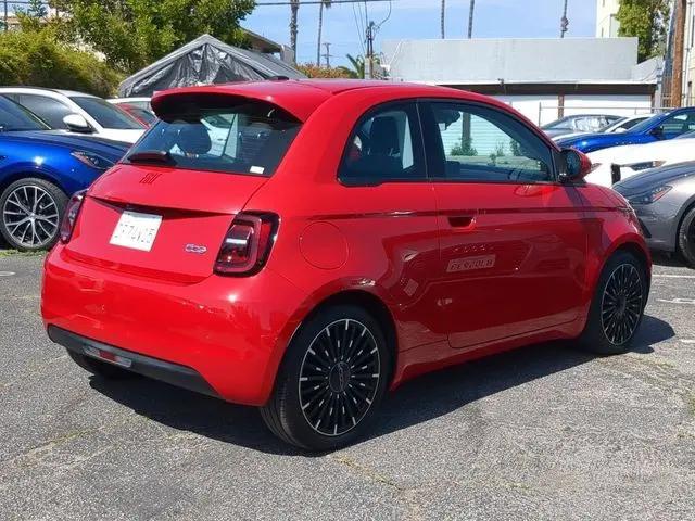 2024 Fiat 500e INSPI(RED) FWD
