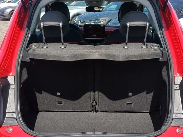 2024 Fiat 500e INSPI(RED) FWD