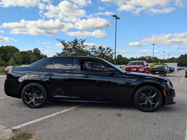 2023 Chrysler 300 Touring L