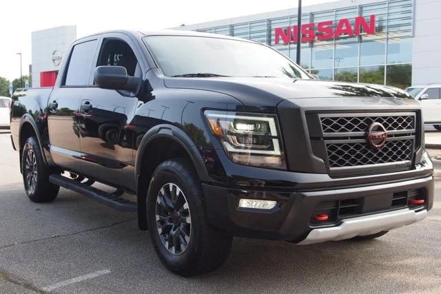 2023 Nissan TITAN Crew Cab PRO-4X 4x4