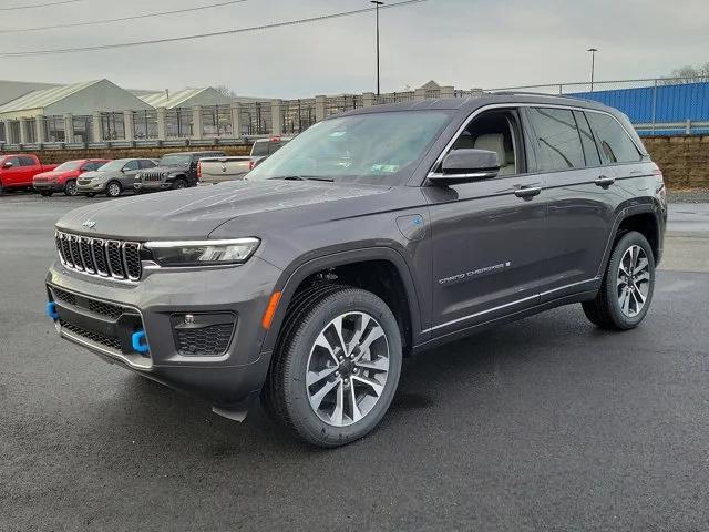 2022 Jeep Grand Cherokee 4xe Overland 4x4