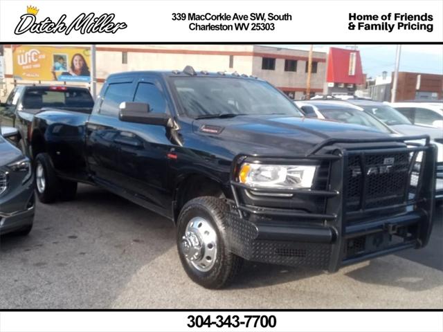 2022 RAM 3500 Tradesman Crew Cab 4x4 8 Box