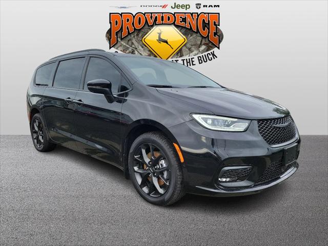 2023 Chrysler Pacifica Touring L AWD