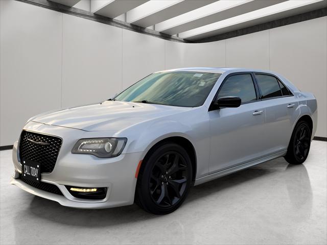 2020 Chrysler 300 Touring