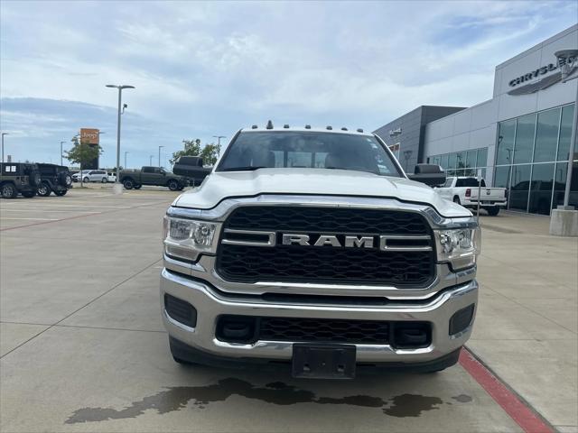 2022 RAM 3500 Tradesman Crew Cab 4x4 8 Box