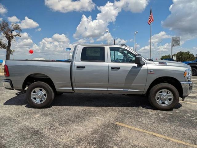 2023 RAM 3500 Tradesman Crew Cab 4x4 64 Box