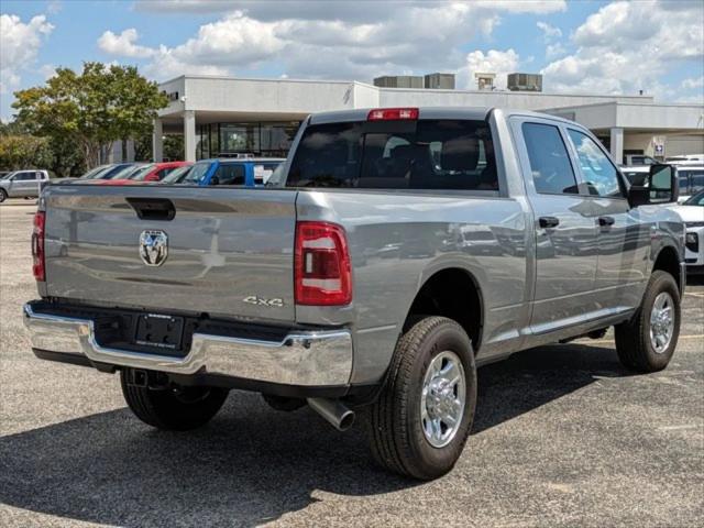 2023 RAM 3500 Tradesman Crew Cab 4x4 64 Box