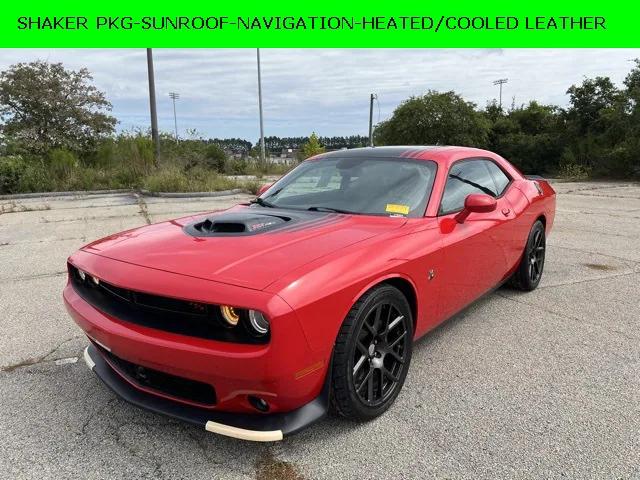 2016 Dodge Challenger 392 Hemi Scat Pack Shaker