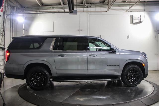 2021 Chevrolet Suburban 2WD LT