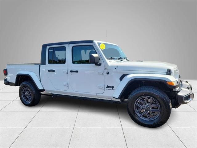 2021 Jeep Gladiator Sport S 4x4