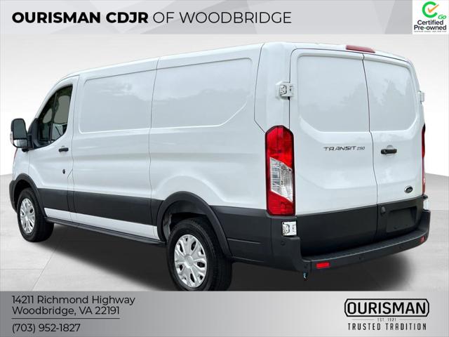 2022 Ford Transit-250 Cargo Van Base