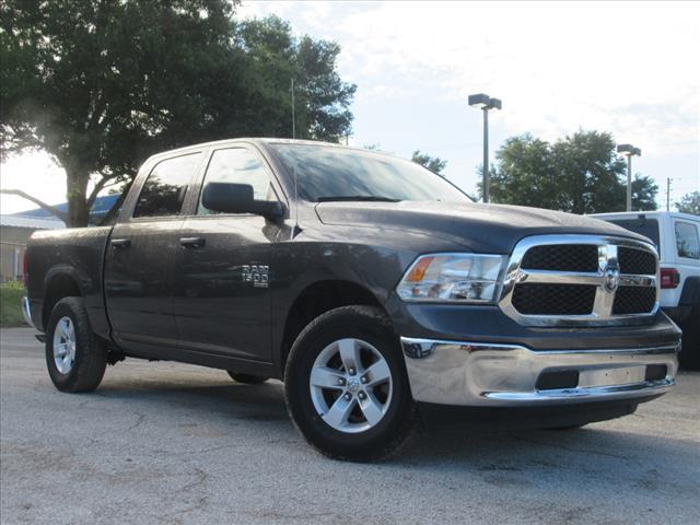 2022 RAM 1500 Classic SLT Crew Cab 4x4 57 Box