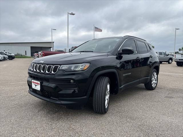 2023 Jeep Compass Latitude Lux FWD