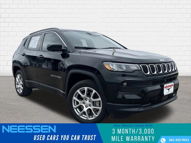 2023 Jeep Compass Latitude Lux FWD