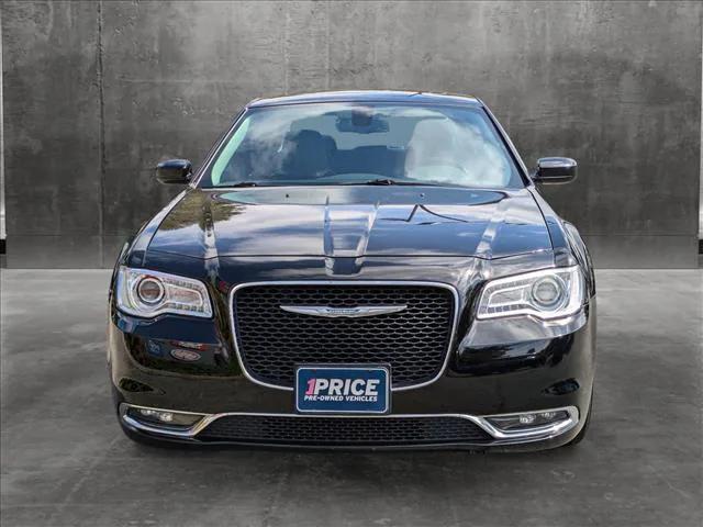 2017 Chrysler 300 Limited