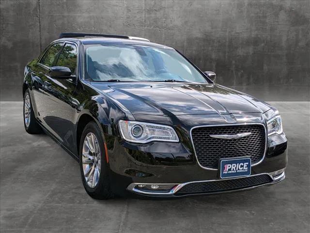 2017 Chrysler 300 Limited