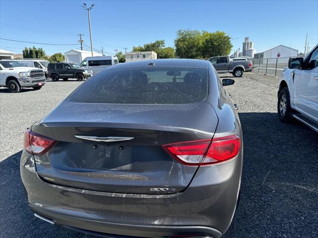 2015 Chrysler 200 S