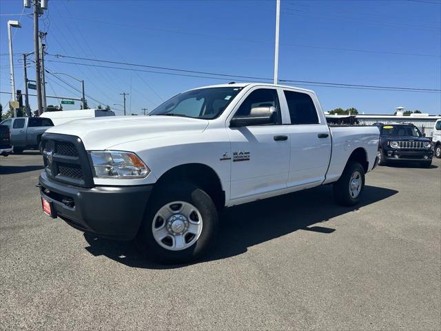 2018 RAM 3500 Tradesman Crew Cab 4x4 64 Box