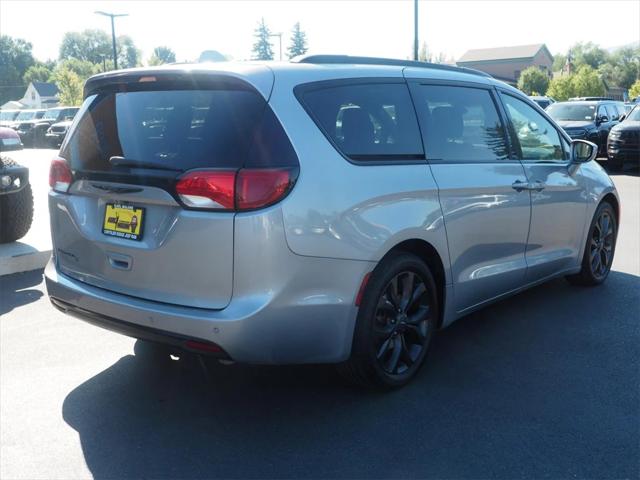 2018 Chrysler Pacifica Touring Plus