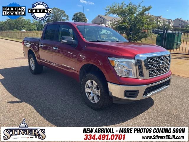 2018 Nissan TITAN SV