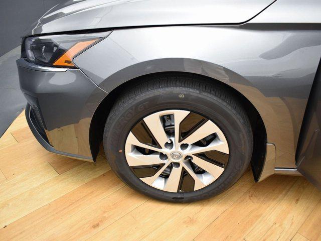 2025 Nissan Altima S FWD