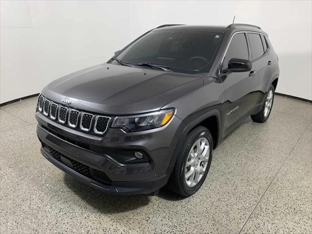 2023 Jeep Compass Latitude Lux FWD