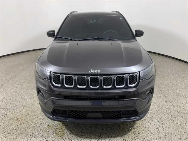 2023 Jeep Compass Latitude Lux FWD