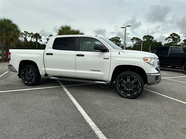 2016 Toyota Tundra SR5 5.7L V8