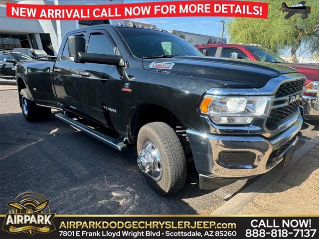 2022 RAM 3500 Tradesman Crew Cab 4x4 8 Box