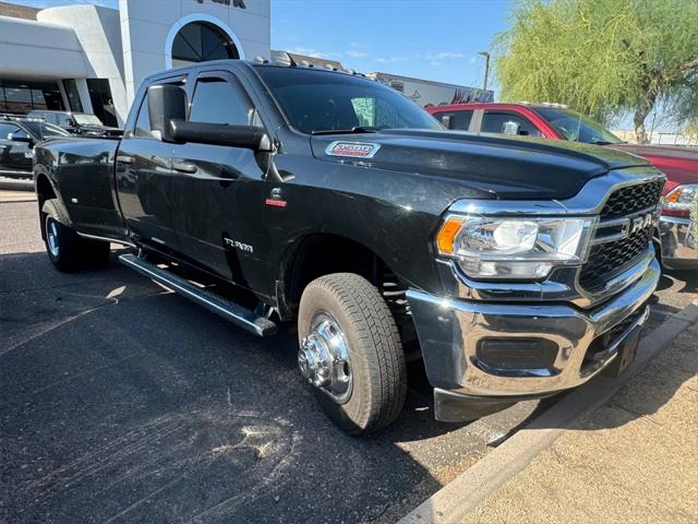 2022 RAM 3500 Tradesman Crew Cab 4x4 8 Box