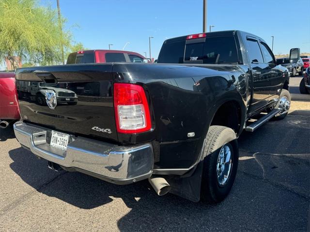 2022 RAM 3500 Tradesman Crew Cab 4x4 8 Box