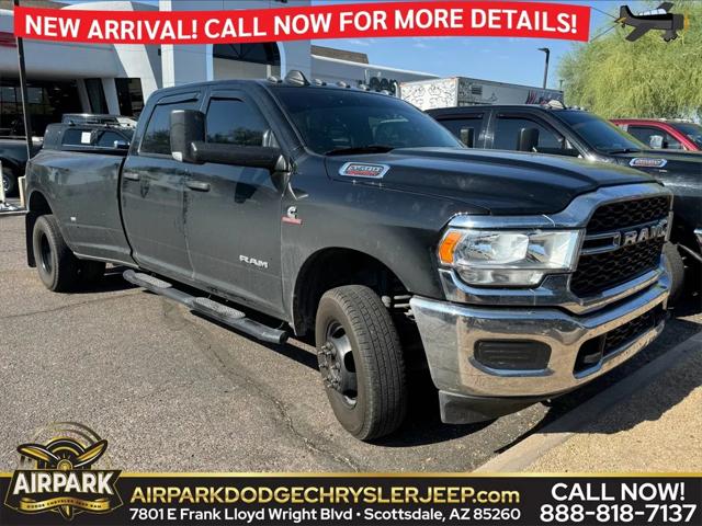 2022 RAM 3500 Tradesman Crew Cab 4x4 8 Box