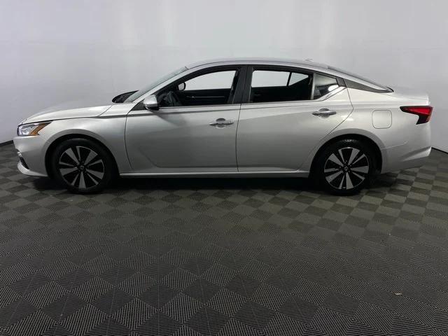 2022 Nissan Altima SV FWD