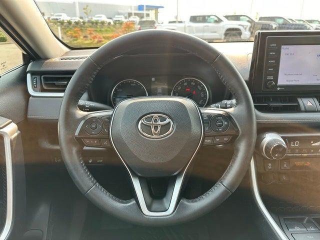 2022 Toyota RAV4 Hybrid XLE