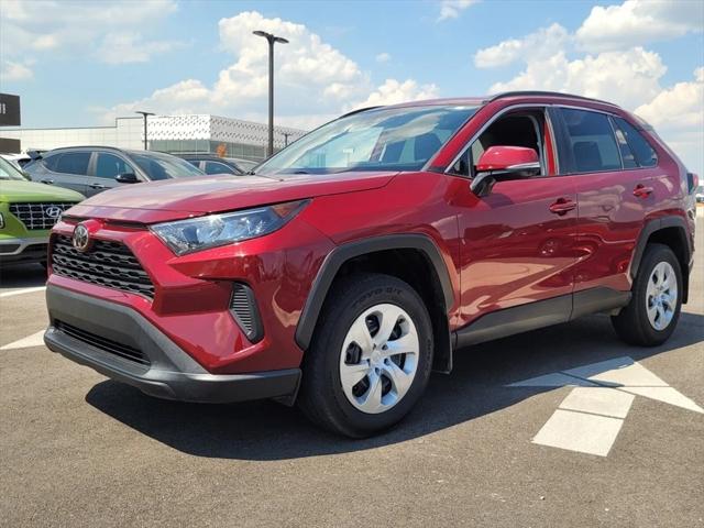 2020 Toyota RAV4 LE