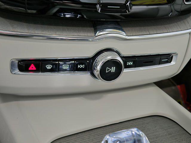 XC60 [35]