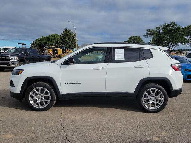 2024 Jeep Compass Latitude Lux FWD