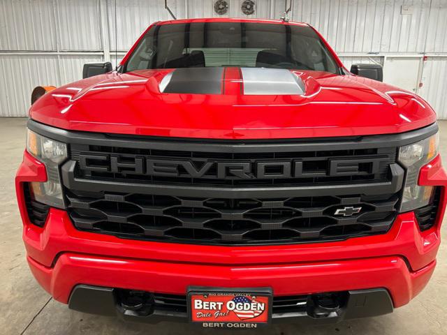 2022 Chevrolet Silverado 1500 2WD Crew Cab Short Bed Custom