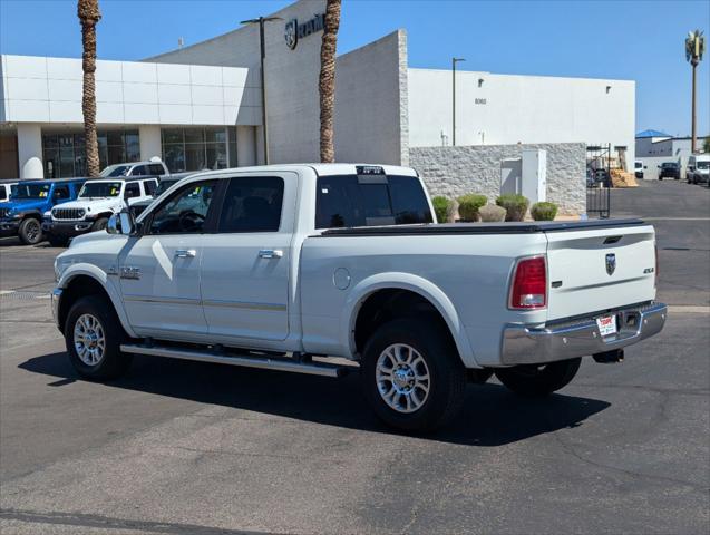 2017 RAM 3500 Laramie Crew Cab 4x4 64 Box