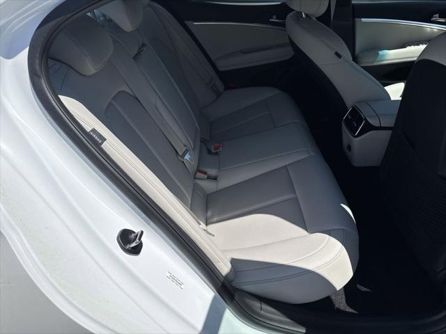 2025 Genesis G70 2.5T RWD