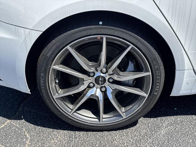 2025 Genesis G70 2.5T RWD