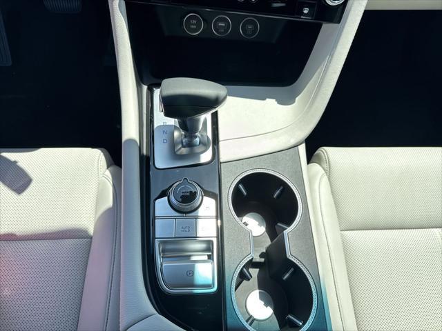 2025 Genesis G70 2.5T RWD