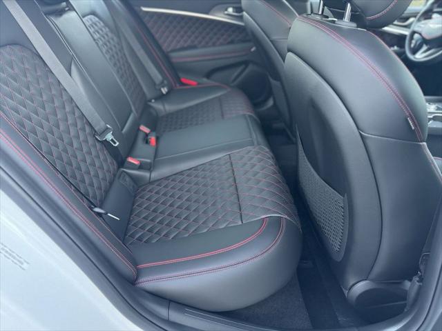 2025 Genesis G70 3.3T RWD Sport Advanced