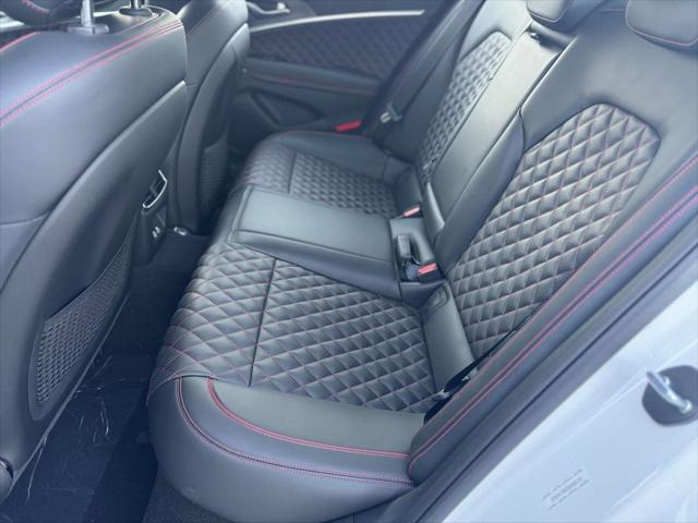 2025 Genesis G70 3.3T RWD Sport Advanced
